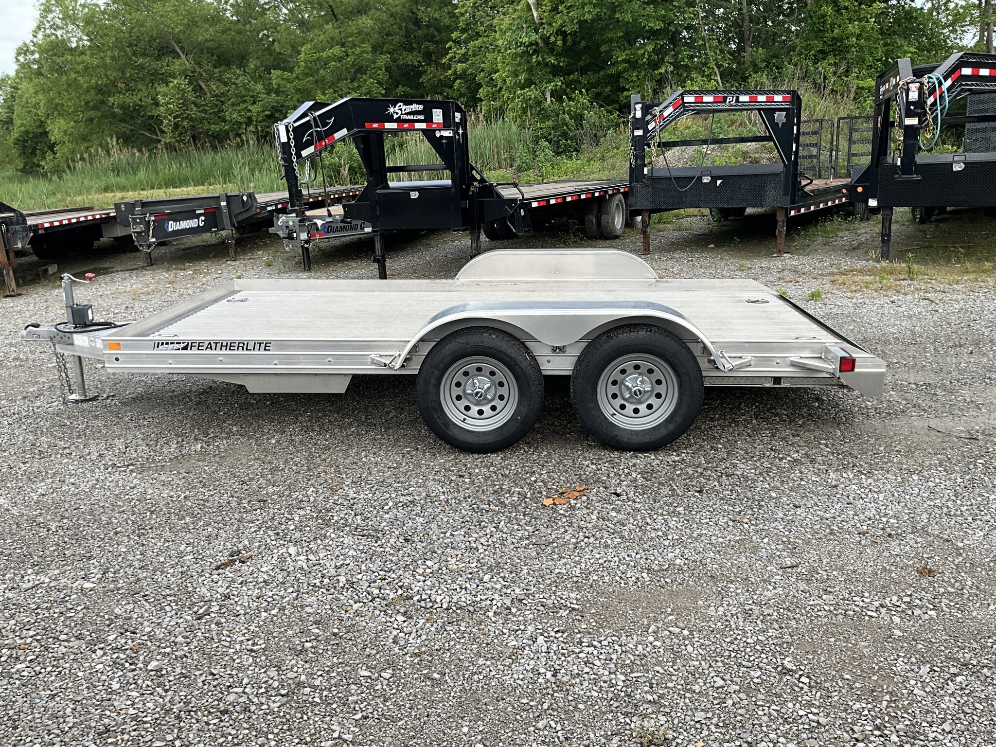 2014 Featherlite FLATBED311014FT US131411