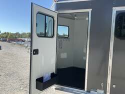 2026 Homesteader 2 HORSE SLANT BP - #HS43526
