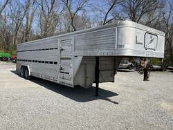 1993 Featherlite 8127-7026 - #US827830